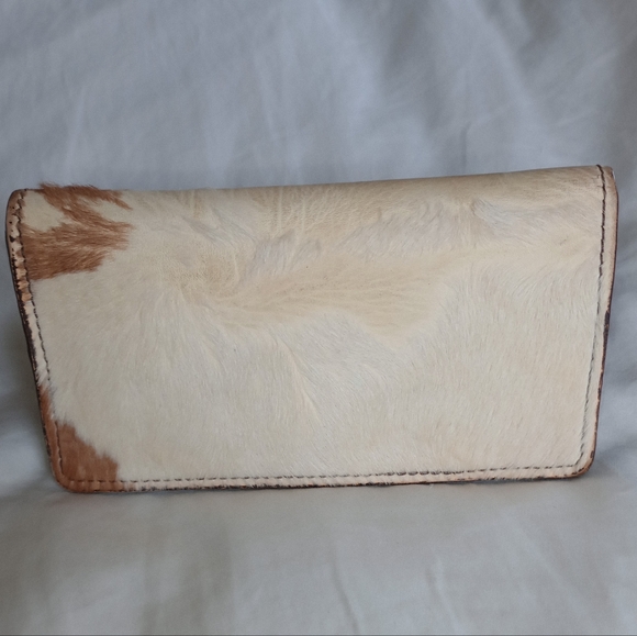 Cowhide Wallet - Picture 3 of 4